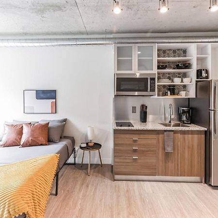 Urban Elegance Studio Oasis Prime Location Cleveland Bagian luar foto